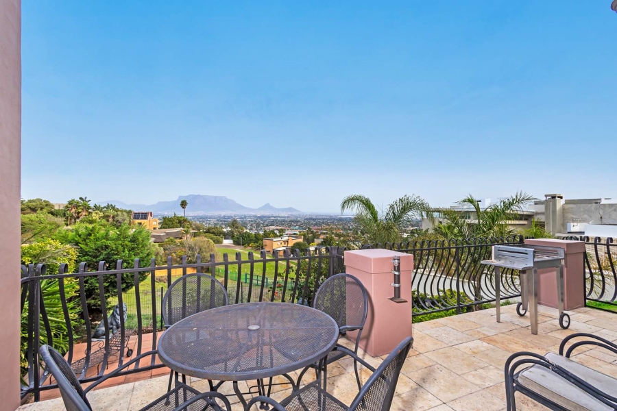 13 Bedroom Property for Sale in Plattekloof Western Cape